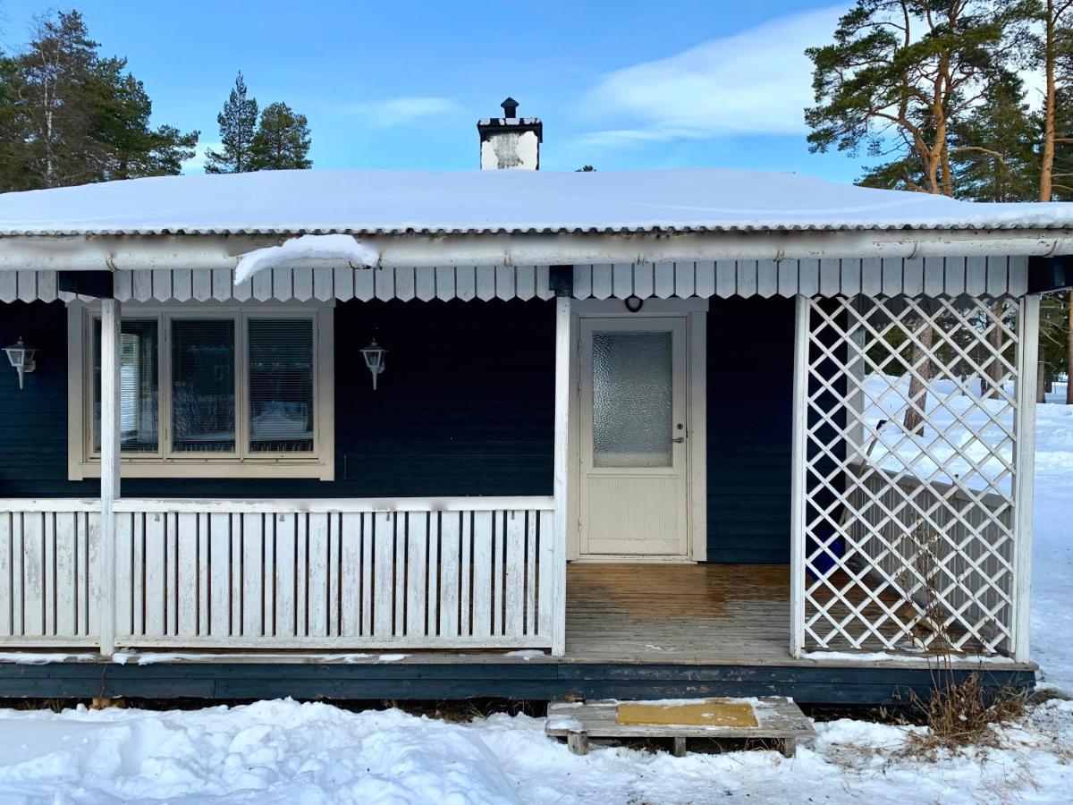 Fjaellnaera Stuga I Jaemtland Svenstavik Exterior photo
